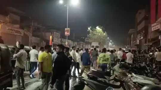 भाजप आमदार गणपत गायकवाड यांच्याकडून अंदाधुंद गोळीबार, पोलीस स्टेशनमध्येच झाडल्या गोळ्या