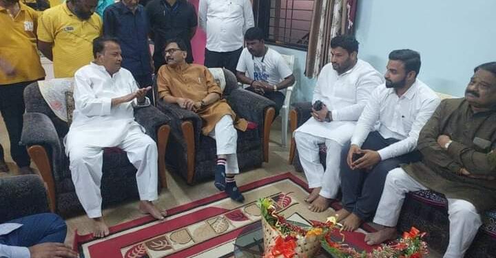 सांगली ब्रेकिंग | विलासराव जगताप,अजितराव घोरपडे यांनी संजय राऊत यांना स्पष्टच सांगितले… म्हणाले,