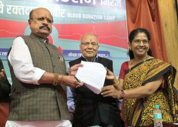 पालकमंत्री डॉ.सुरेशभाऊ खाडेंनी केला अवयवदानाचा संकल्प