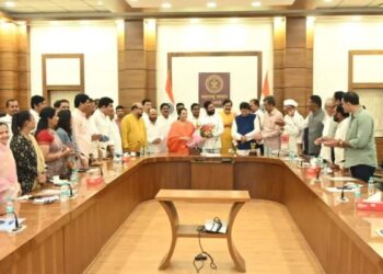 मोठी ब्रेकिंग | मंत्रीमंडळ विस्ताराबाबत अपडेट, खाते बदल होणार..?