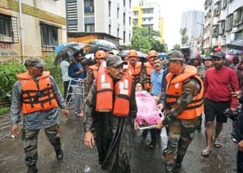 ब्रेकिंग | सांगलीच्या दिशेने एक पथक रवाना..