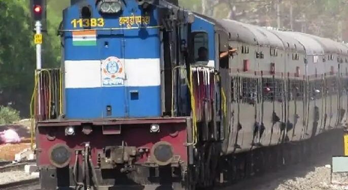 सातारा-कोल्हापूर पॅसेंजरचे इंजिन बंद, प्रवाशांना मनस्ताप