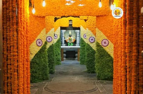 पंढरीचा विठुराया तिरंग्यात, स्वातंत्र्य दिनानिमित्त आकर्षक सजावट..