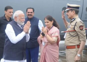 ब्रेकिंग | प्रधानमंत्री नरेंद्र मोदी यांचे जळगाव विमानतळावर आगमन