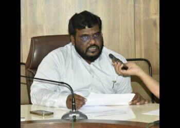 ब्रेकिंग | सांगली जिल्हाधिकाऱ्यांनी मद्य विक्रीबाबतीत घेतला ‘हा’ निर्णय, म्हणाले…