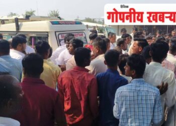 सांगली ब्रेकिंग | विना नंबरची गाडी पकडण्यावरून गोंधळ; पडळकरांकडून पैसे वाटप होत असल्याचा आरोप