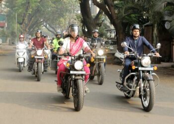 सांगलीत बाईक रॅलीद्वारे मतदार जनजागृती