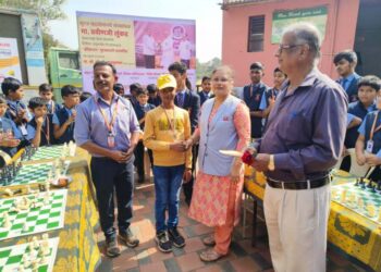 सुरज फाउंडेशन ग्रुप ऑफ नव कृष्णा व्हॅली स्कूल अँड ज्युनिअर कॉलेज मार्फत प्रवीण लुंकड यांचा वाढदिवस उत्साहात साजरा