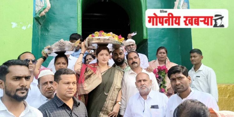 महिला आयोग आपल्या दारी : रुपालीताई चाकणकर यांची प्रसिद्ध हजरत शमनामीरा दर्गाहस्थळी भेट.