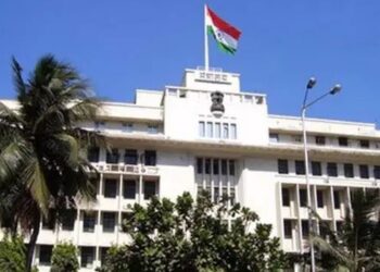 ब्रेकिंग | शासकीय कर्मचाऱ्यांच्या बदल्या वर्षातून एकदाच, विधेयक मंजूर