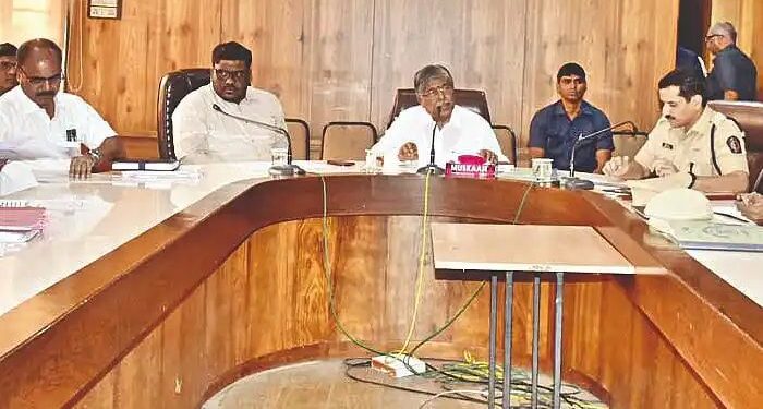 गुन्हेगारी प्रवृत्तीच्या कोणाचीही गय करू नका, कायद्याचा धाक तयार करा