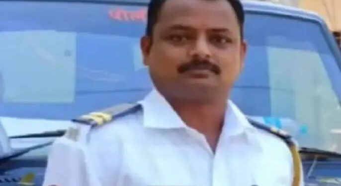 मिरजेत कुत्रे आडवे आल्याने अपघात, पोलीस हवालदार ठार, एक जखमी