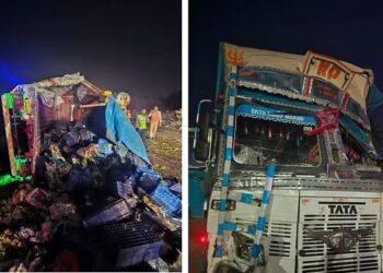 मजुरांनी भरलेल्या टेम्पोला ट्रकची जोरदार धडक; २ महिलांचा मृत्यू