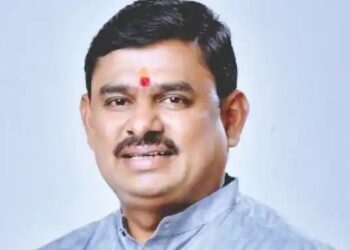 सांगली ब्रेकिंग | धनंजय मुंडे यांच्या मेहुण्यासह पाच जणांवर गुन्हा दाखल