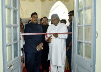 पालकमंत्री चंद्रकांत पाटील यांच्या हस्ते मुख्यमंत्री सहाय्यता निधी कक्षाचे उद्घाटन