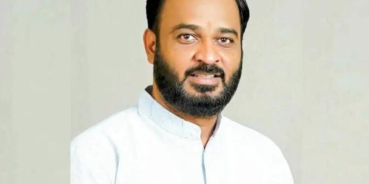 मोठी ब्रेकिंग | शिवसेना आमदार अमोल खताळ यांच्यावर हल्ला