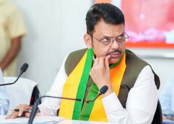 मोठी ब्रेकिंग | आगामी निवडणूका भाजप स्वबळावर लढणार.? घटक पक्षांची मोठी अडचण.? फडणवीस म्हणाले, आम्ही फक्त…!