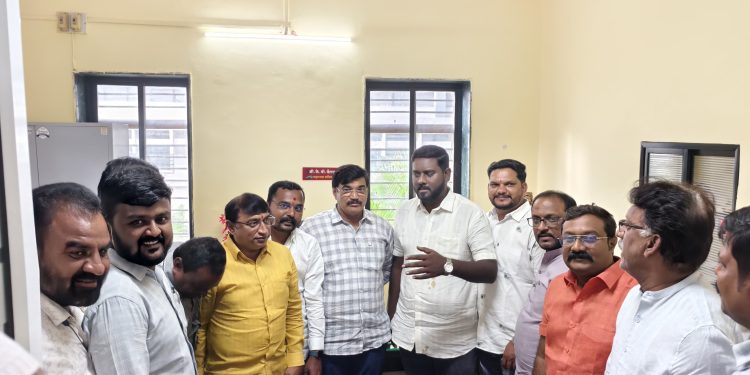 भाजपच्या अल्पसंख्यांक आघाडीचे जत तालुकाध्यक्ष सद्दाम अत्तार यांचा काँग्रेसमध्ये प्रवेश