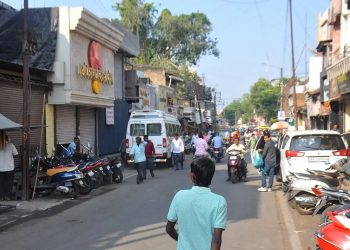 गोपनीय हिशेबाच्या डायऱ्या सापडल्या, ७ बड्या व्यावसायिकांवर इन्कम टॅक्सची धाड; ४० गाड्यांतून ९० अधिकाऱ्यांची फौज दाखल.!