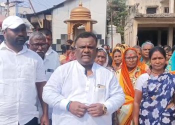 डॉ. महेशकुमार कांबळे यांच्या प्रचाराचा शुभारंभ, भव्य रॅली अन् जोरदार घोषणा..!