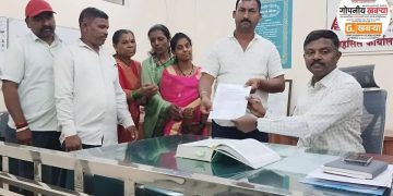 सरपंच दिपाली मानेंच्या विरोधात अविश्वास ठराव; सात सदस्य एकवटले