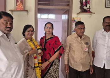 प्रभाग क्रमांक २० मध्ये ‘नारळा’ चे महत्त्व वाढले : बदल घडणार, प्रतीक्षाताई सोनवणे महापालिकेत जाणार..!