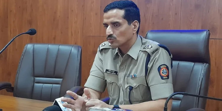 सरत्या वर्षाला निरोप व नववर्षाचे स्वागत करताना वाहतूक नियमभंग झाल्याने खिशाला ८ लाखाची कात्री.