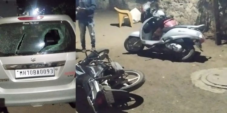 मिरज ब्रेकिंग | भाजप उमेदवाराच्या घरावर हल्ला, वाहनांची मोडतोड.