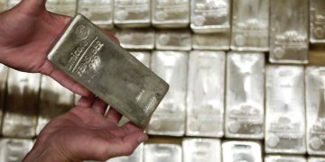 मिरज परिसरात ४० लाखांची चांदी जप्त..!