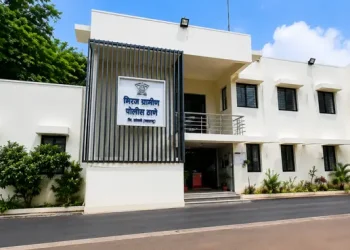 गुंडेवाडीच्या ग्रामविकास अधिकाऱ्यासह लिपिकावर लाचलुचपत प्रतिबंधक विभागाची कारवाई, गुन्हा दाखल.!