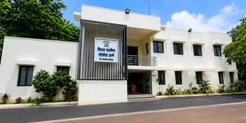 गुंडेवाडीच्या ग्रामविकास अधिकाऱ्यासह लिपिकावर लाचलुचपत प्रतिबंधक विभागाची कारवाई, गुन्हा दाखल.!