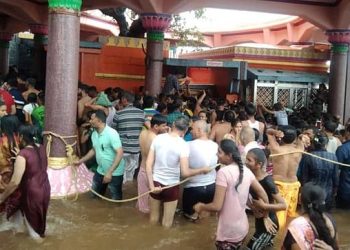 ब्रेकिंग | नृसिंहवाडीत पहिला ‘दक्षिणद्वार सोहळा’, भाविकांची मोठी गर्दी!
